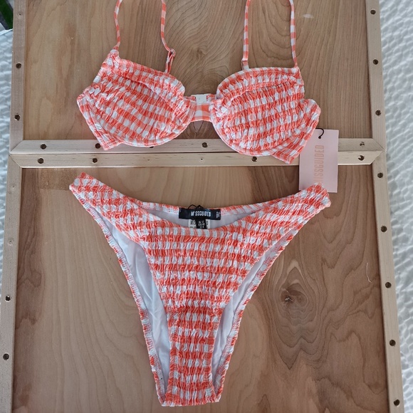 MISSGUIDED set:Crinkle boomerang underwire bikini top & bottoms - NWT (Size 8) - Picture 4 of 16
